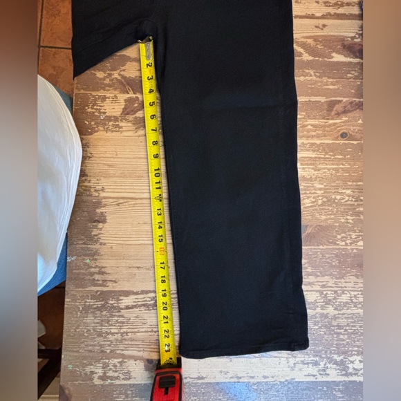 Quince Bella stretch black denim. Size 30 - Picture 9 of 12